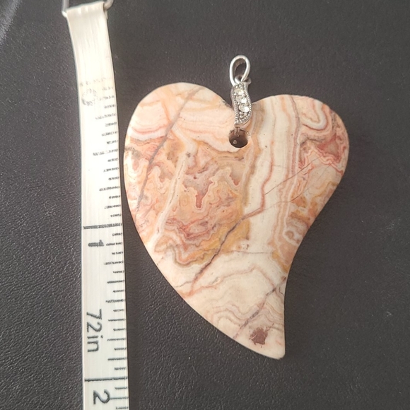 CLEARANCE /Make an offer! Abstract Stone Heart Pendant - Picture 3 of 3
